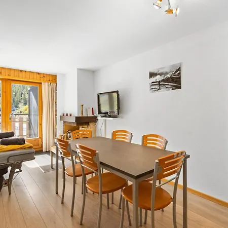 Dents-rousses E2 - 5 Pers - דירה